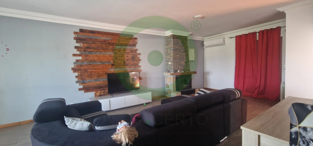 Moradia T4 para Venda em Redondelo Foto 18