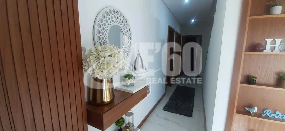 Moradia T5 para Venda em Paços de Brandão Foto 6