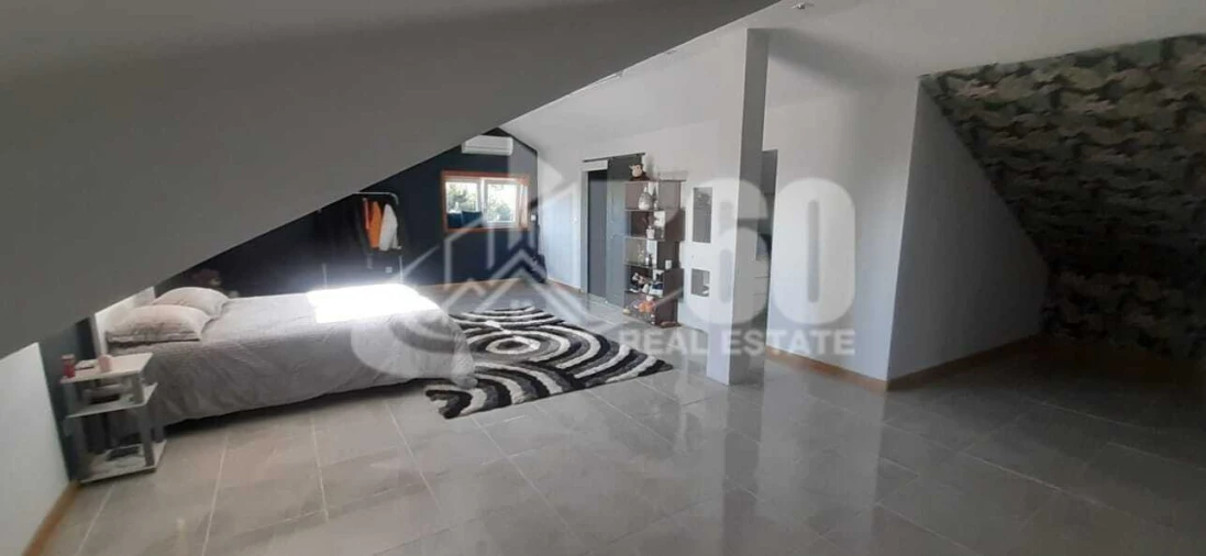 Moradia T5 para Venda em Paços de Brandão Foto 20