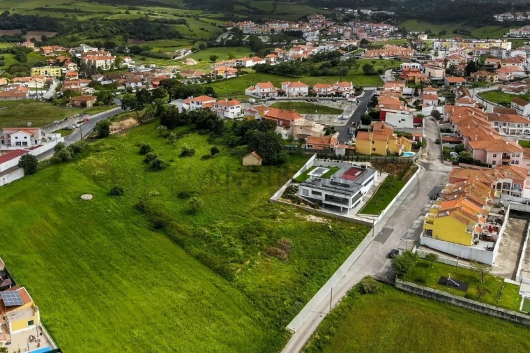 Terreno para Venda em Milharado Foto 4