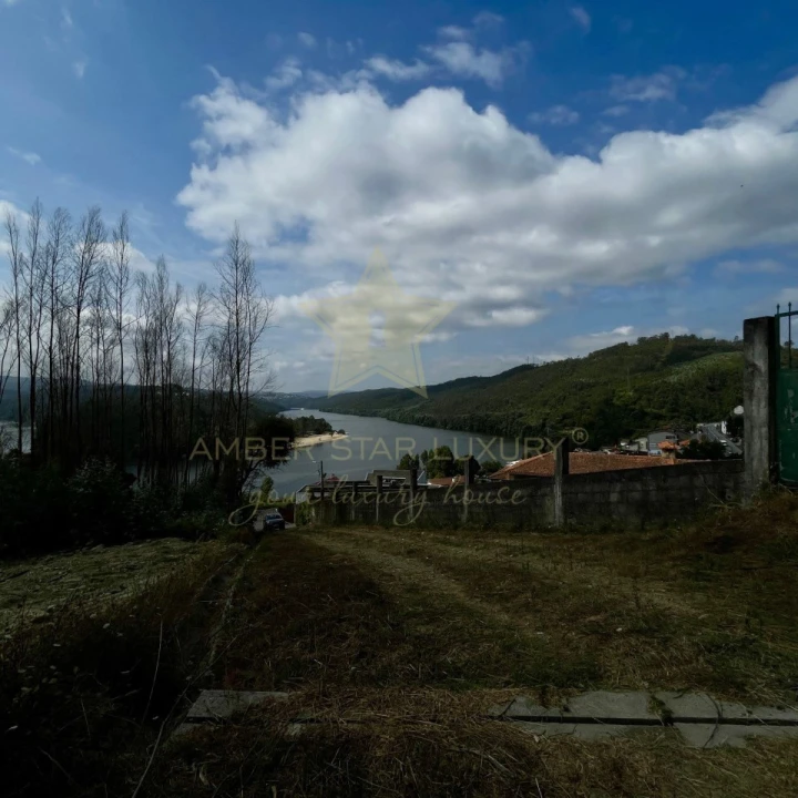 Terreno para Venda em Melres e Medas Foto 8
