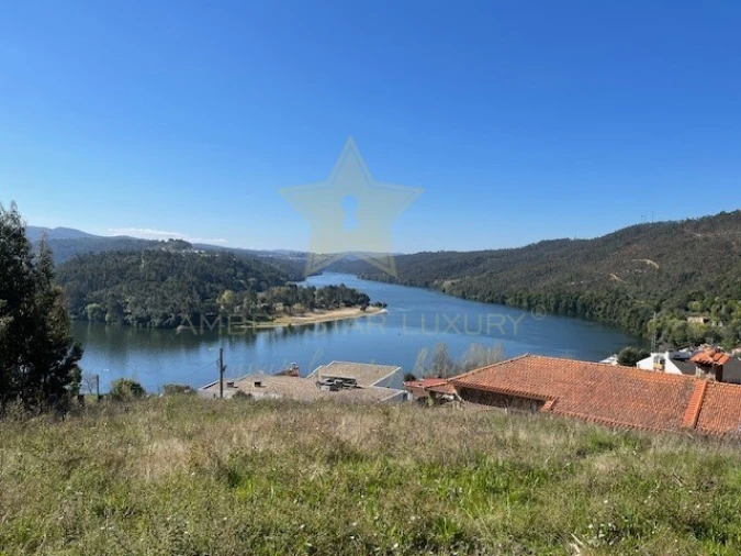 Terreno para Venda em Melres e Medas Foto 3