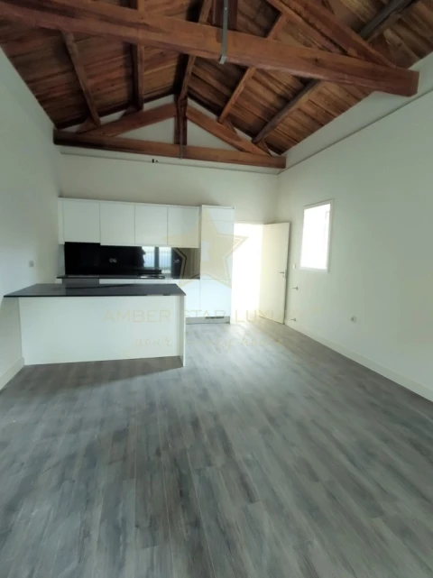 Moradia T4 para Venda em Mafamude e Vilar do Paraíso