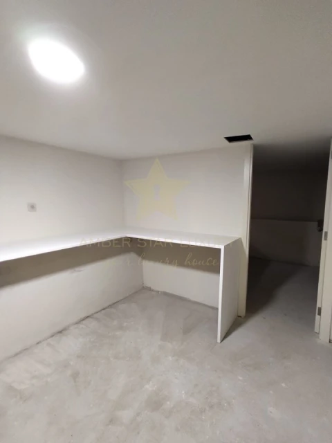 Moradia T4 para Venda em Mafamude e Vilar do Paraíso
