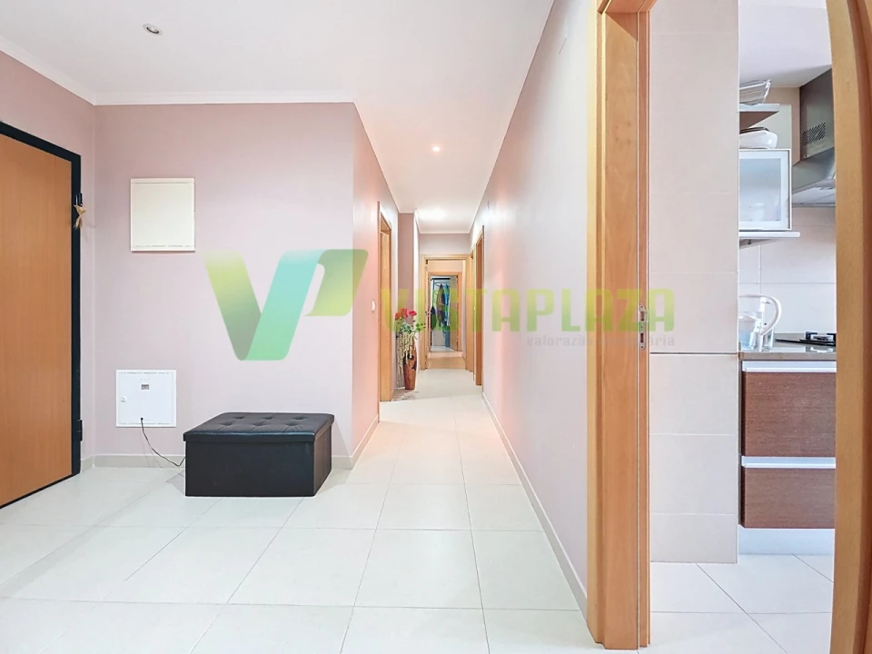 Apartamento T3 para Venda em Portimão Foto 5
