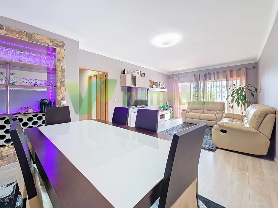 Apartamento T3 para Venda em Portimão Foto 8