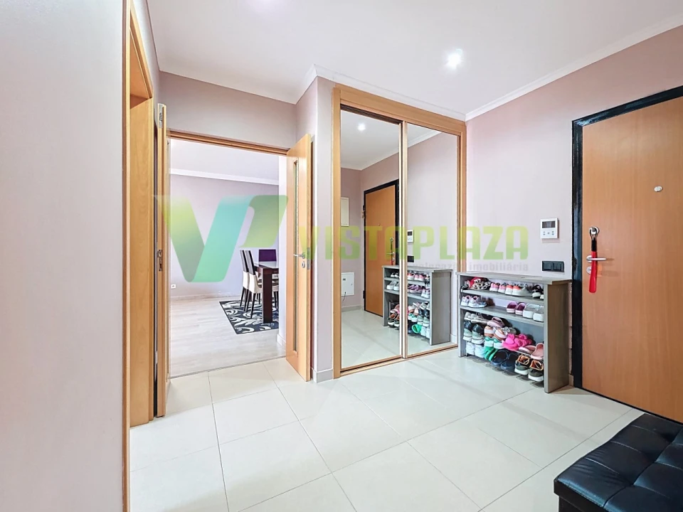 Apartamento T3 para Venda em Portimão Foto 13