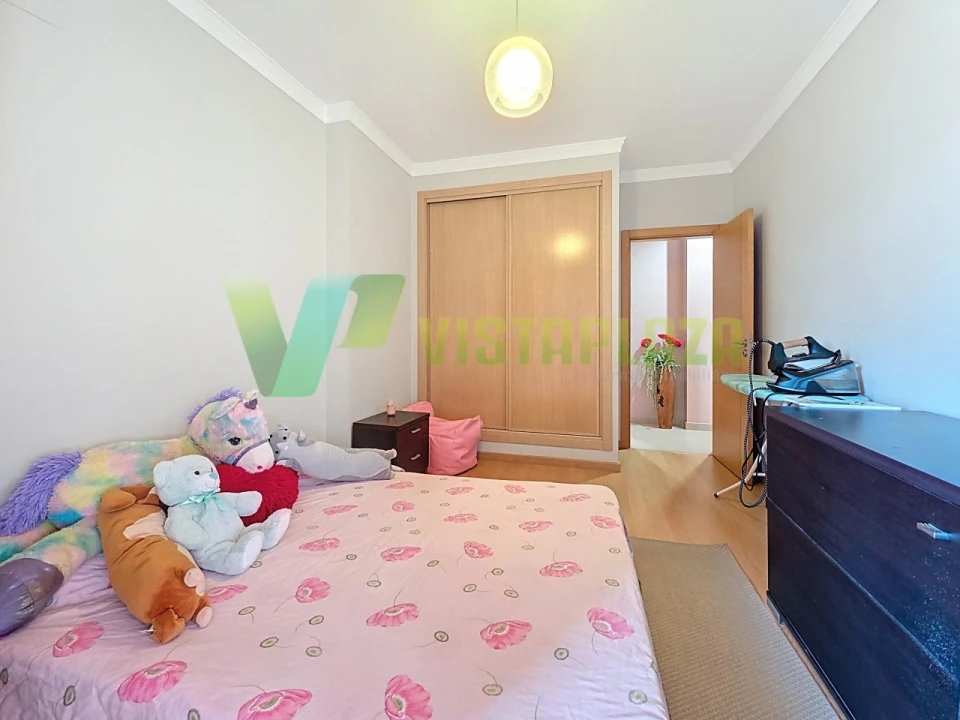 Apartamento T3 para Venda em Portimão Foto 16