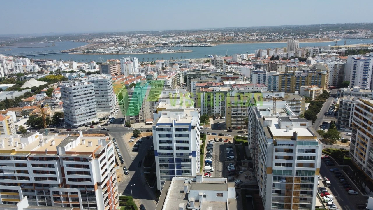 Apartamento T3 para Venda em Portimão Foto 27