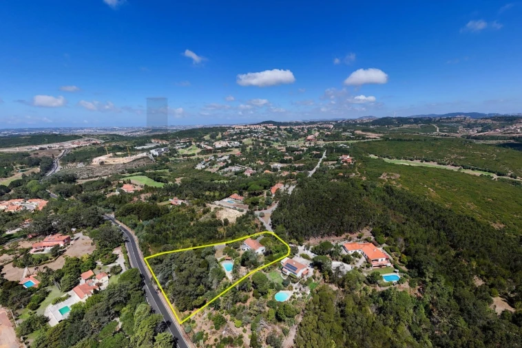 Moradia T4 para Venda em Queluz e Belas Foto 44