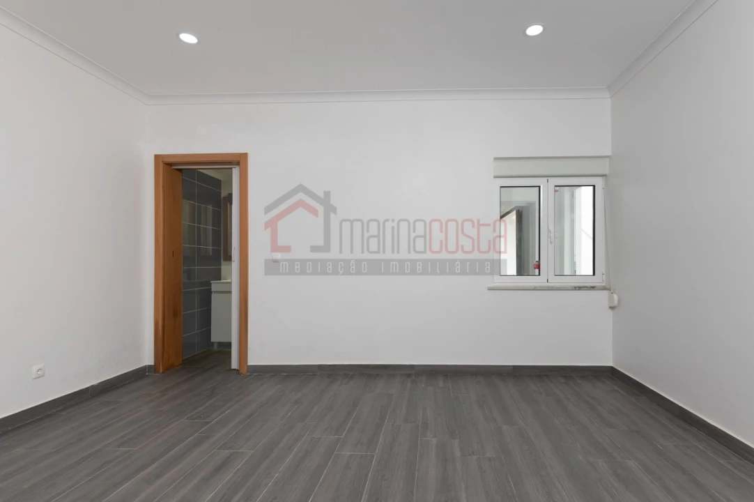 Moradia T2 para Venda em Peniche Foto 10