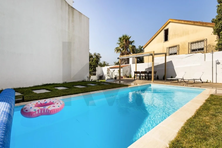 Moradia T3 para Venda em Barcarena Foto 22