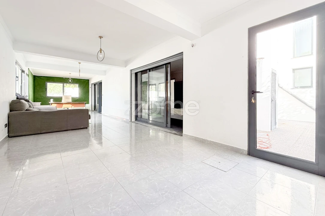 Moradia T5 para Venda em Ginetes Foto 14