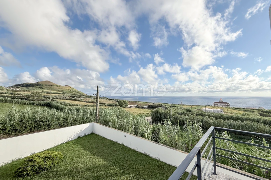 Moradia T5 para Venda em Ginetes Foto 18