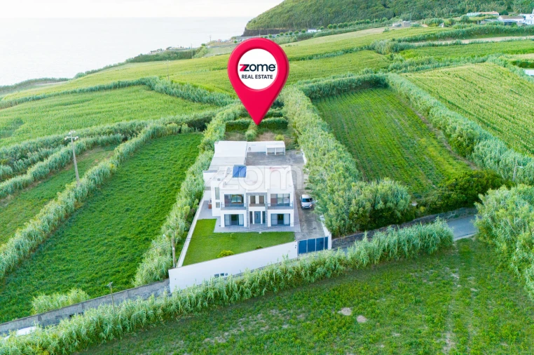 Moradia T5 para Venda em Ginetes Foto 38