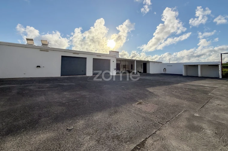 Moradia T5 para Venda em Ginetes Foto 31