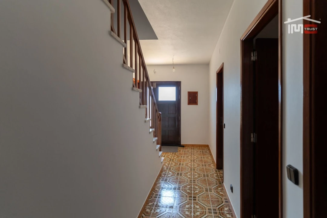 Moradia T6 para Venda em Atouguia Foto 18