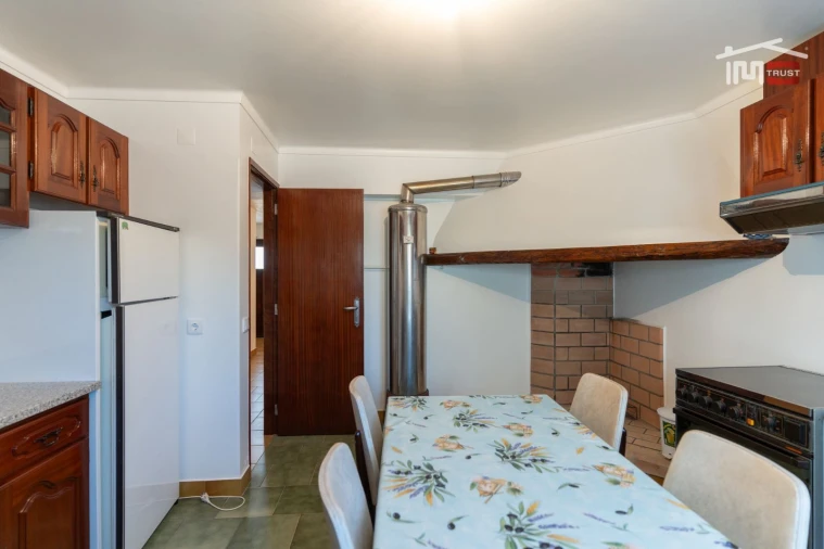 Moradia T6 para Venda em Atouguia Foto 11