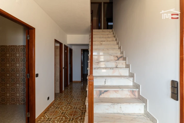 Moradia T6 para Venda em Atouguia Foto 19