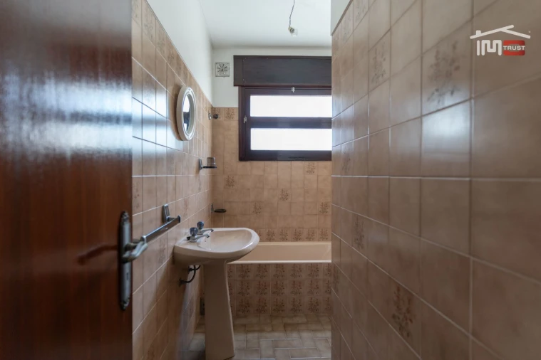 Moradia T6 para Venda em Atouguia Foto 22