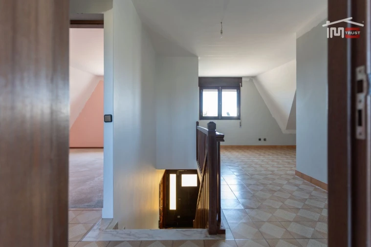 Moradia T6 para Venda em Atouguia Foto 35