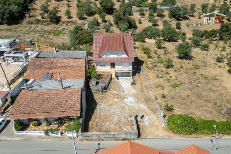 Moradia T6 para Venda em Atouguia Foto 39