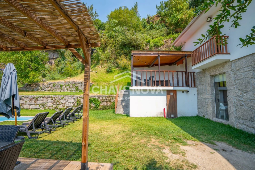 Terreno para Venda em Valdosende Foto 3