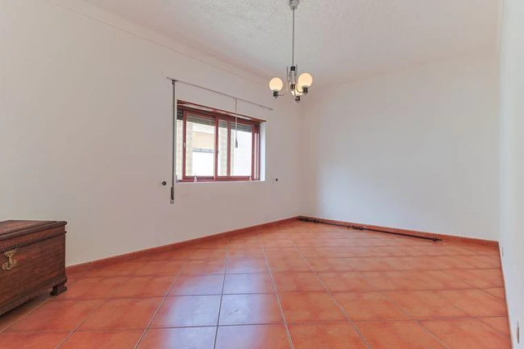 Moradia T4 para Venda em São Pedro Foto 13