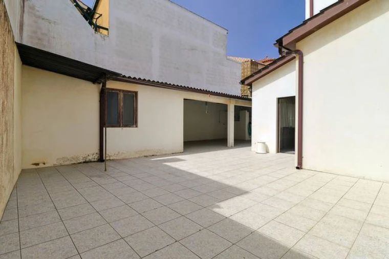 Moradia T4 para Venda em São Pedro Foto 16