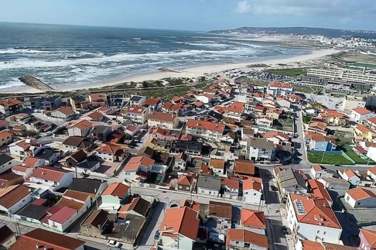 Moradia T4 para Venda em São Pedro Foto 22