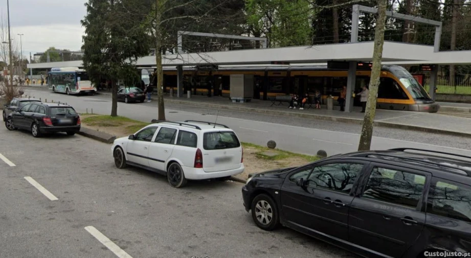 Terreno para Venda em Paranhos Foto 2