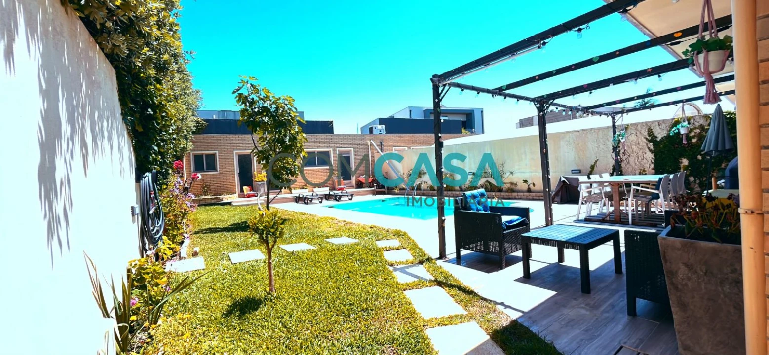 Moradia T4 para Venda em Perafita, Lavra e Santa Cruz do Bispo Foto 1