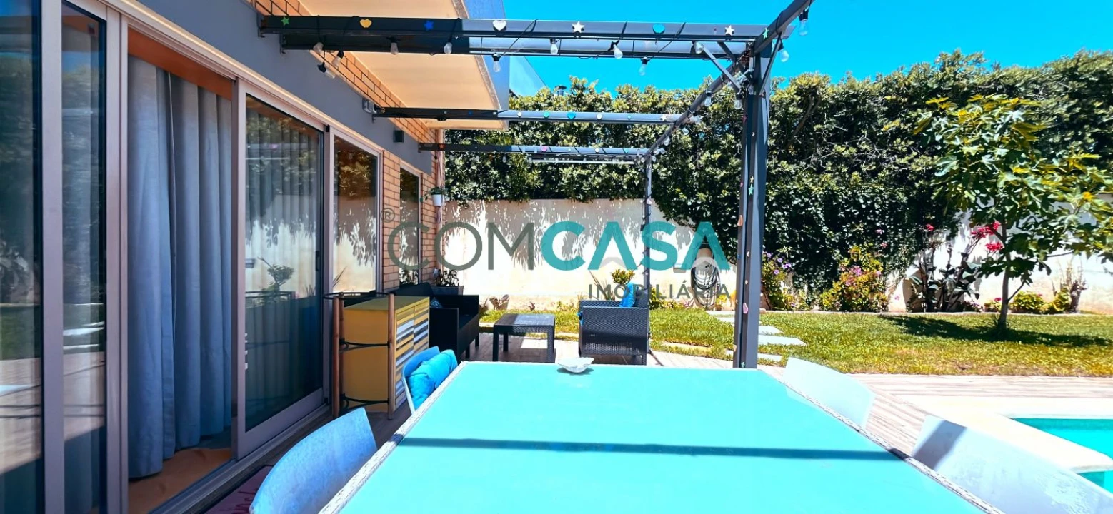 Moradia T4 para Venda em Perafita, Lavra e Santa Cruz do Bispo Foto 3