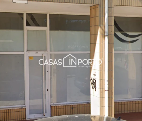 Loja para Venda em Fânzeres e São Pedro da Cova Foto 2