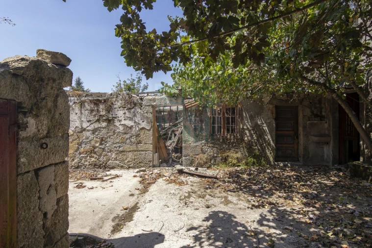 Quinta T0 para Venda em Meixomil Foto 6