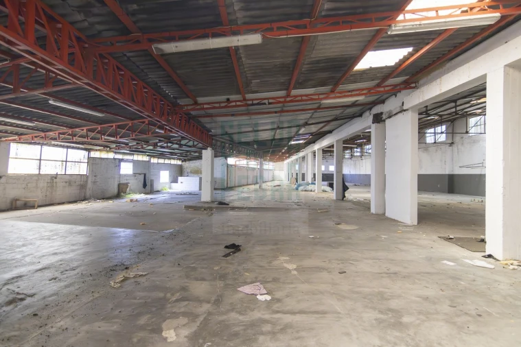 Loja para Venda em Penamaior Foto 12