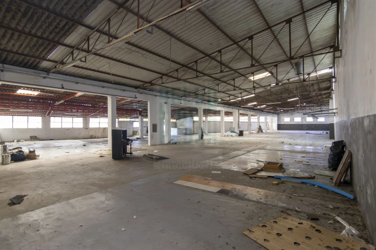 Loja para Venda em Penamaior Foto 5