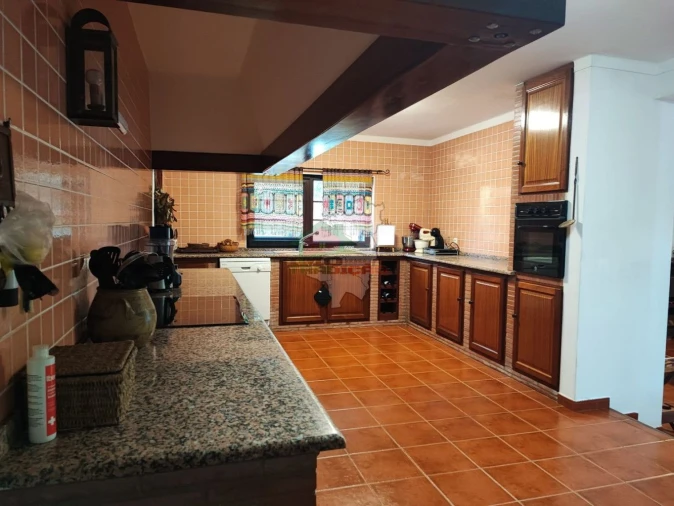 Moradia T4 para Venda em Sertã Foto 24