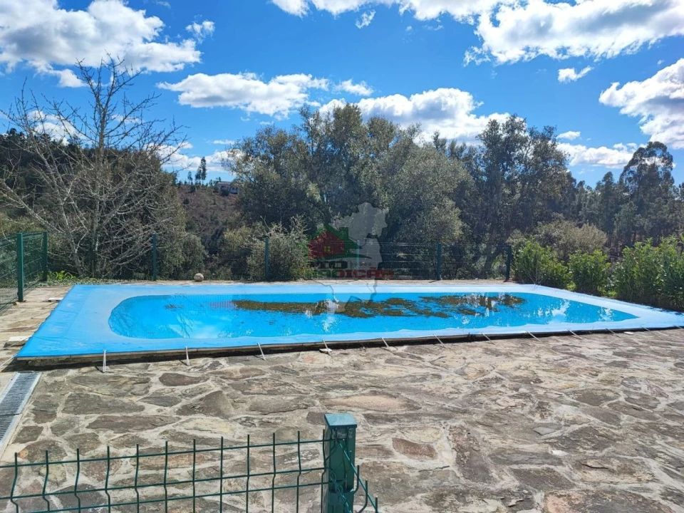 Moradia T4 para Venda em Sertã Foto 49