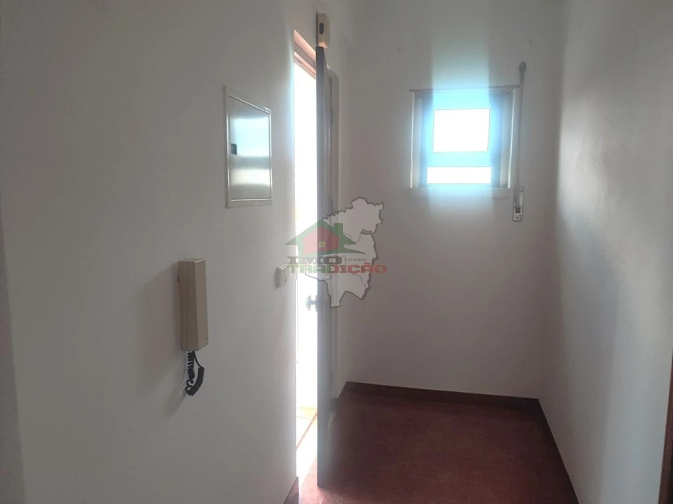 Apartamento T3 para Venda em Cernache do Bonjardim, Nesperal e Palhais Foto 5
