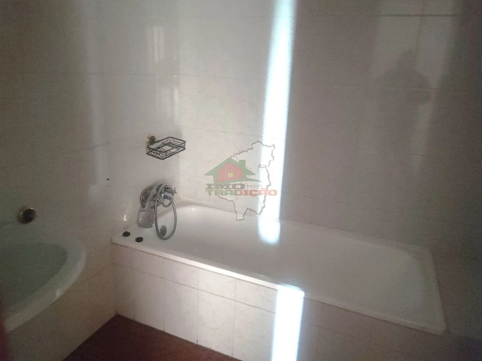 Apartamento T3 para Venda em Cernache do Bonjardim, Nesperal e Palhais Foto 24