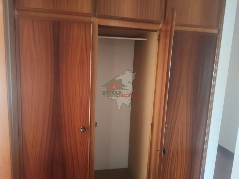 Apartamento T3 para Venda em Cernache do Bonjardim, Nesperal e Palhais Foto 11