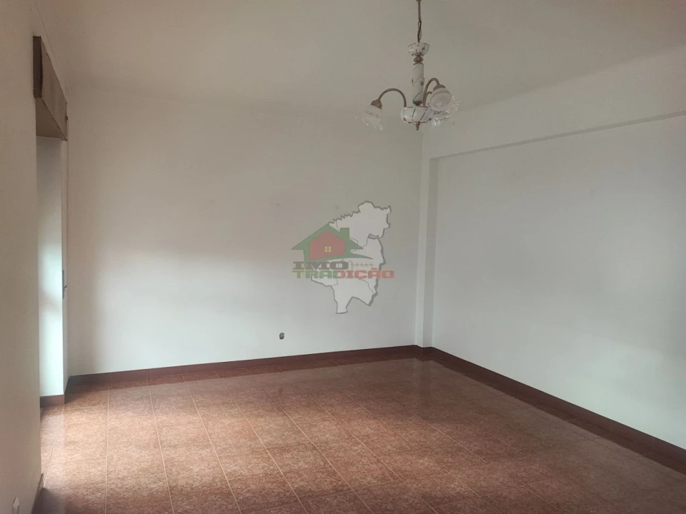 Apartamento T3 para Venda em Cernache do Bonjardim, Nesperal e Palhais Foto 17