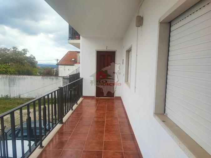 Apartamento T3 para Venda em Cernache do Bonjardim, Nesperal e Palhais Foto 28