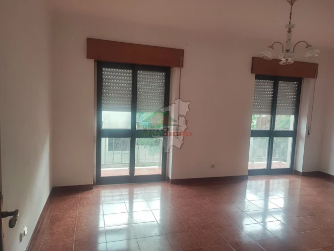 Apartamento T3 para Venda em Cernache do Bonjardim, Nesperal e Palhais Foto 18