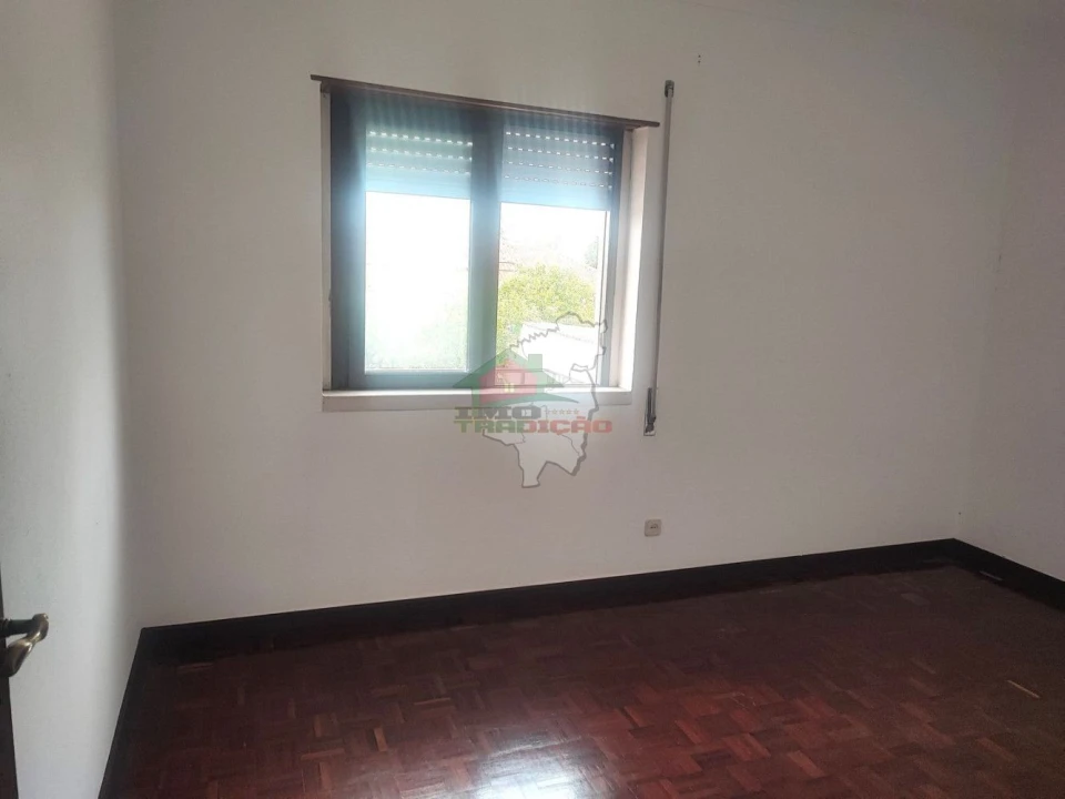 Apartamento T3 para Venda em Cernache do Bonjardim, Nesperal e Palhais Foto 10