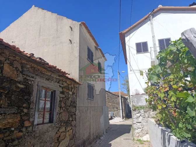 Moradia T3 para Venda em Oleiros-Amieira Foto 2