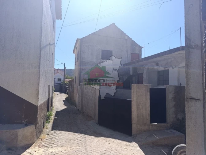 Moradia T3 para Venda em Oleiros-Amieira Foto 3