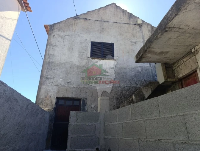 Moradia T3 para Venda em Oleiros-Amieira Foto 5