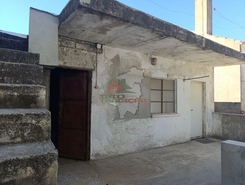 Moradia T3 para Venda em Oleiros-Amieira Foto 7